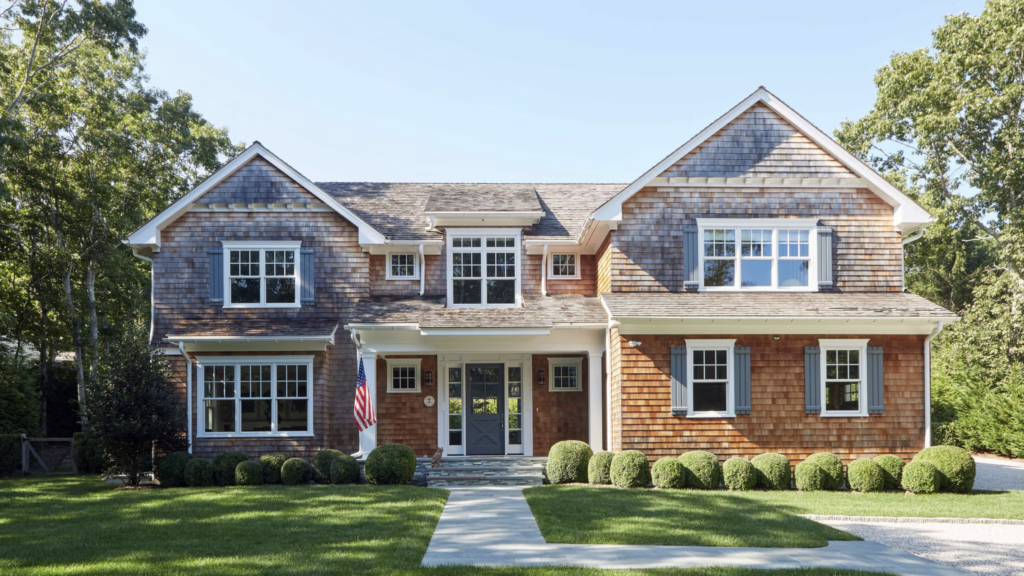 Beautiful home in the hamptons, surrounded by lush greenery